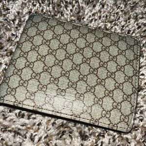 Authentic Vintage GUCCI GG Monogram Canvas Leather Bifold Mens Wallet Italy